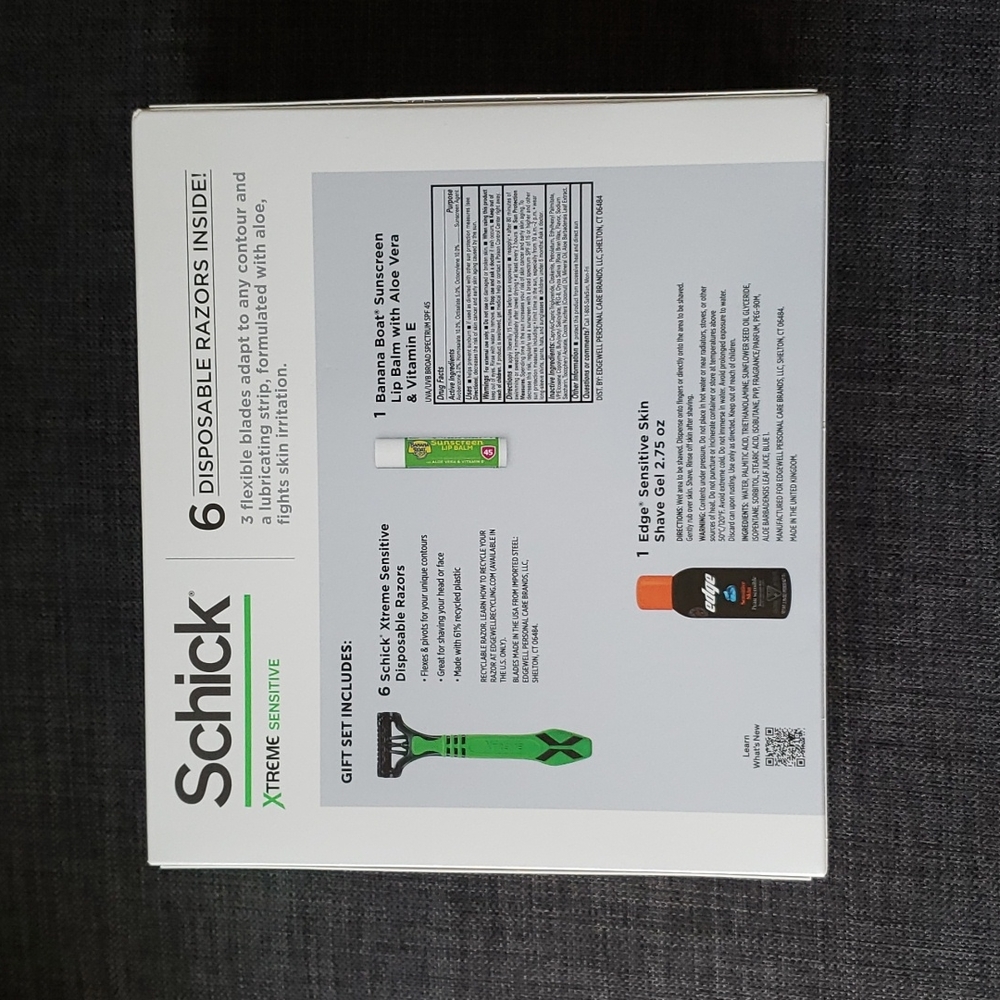 Schick Extreme Sensitive Disposable Razor Kit! - Picture 2 of 3